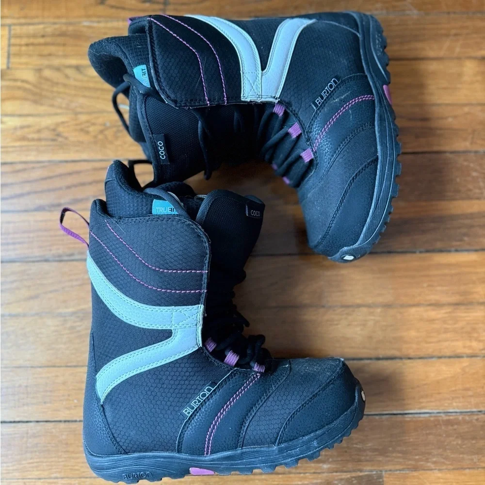 Burton imprint Women’s CoCo Snowboard Boots - Black and Pink size 6